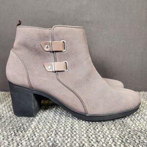 Clarks Suede Booties Womens Size 10 W Wide Brown 2.5" Heeled Side Zip Boots